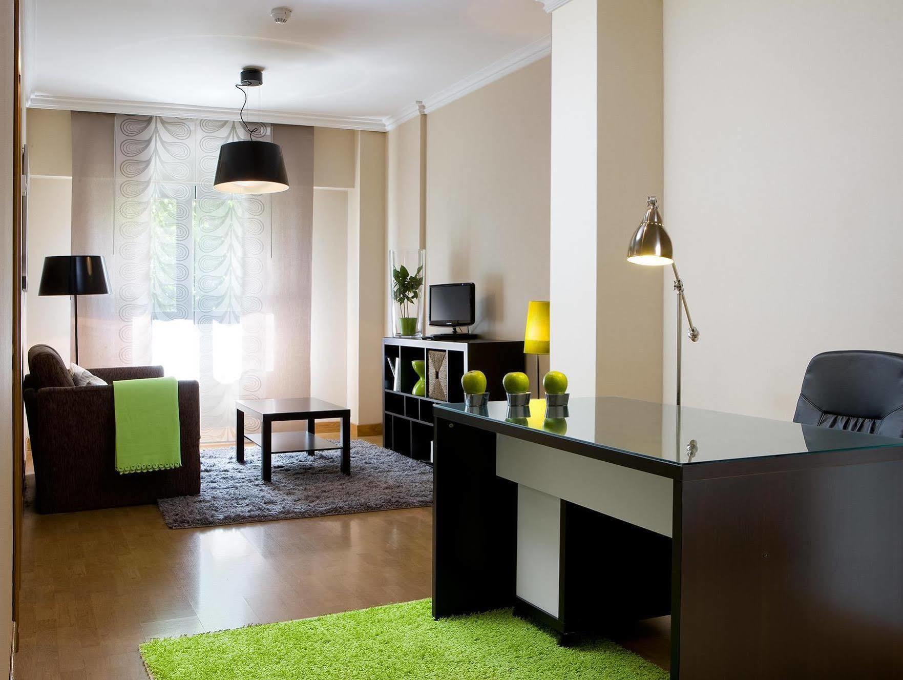 Apartamentos Th La Florida 马德里 外观 照片