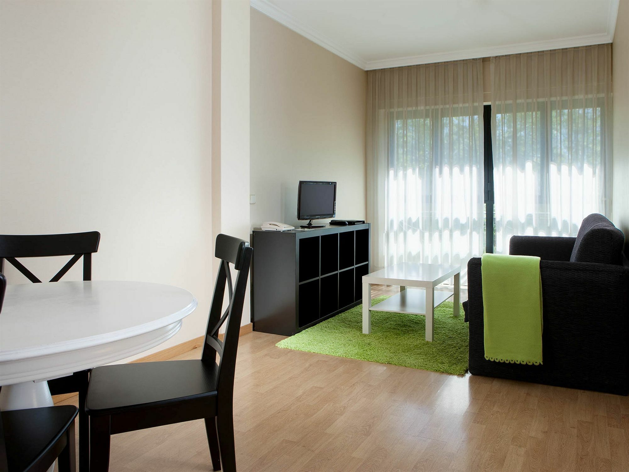 Apartamentos Th La Florida 马德里 外观 照片