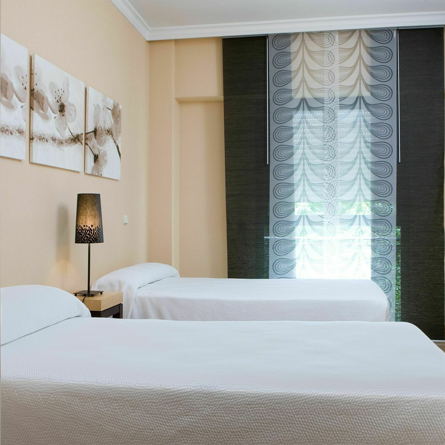 Apartamentos Th La Florida 马德里 外观 照片